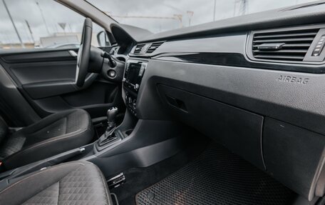 Skoda Rapid I, 2018 год, 950 000 рублей, 24 фотография
