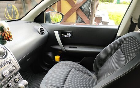 Nissan Qashqai, 2008 год, 800 000 рублей, 9 фотография