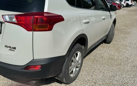 Toyota RAV4, 2015 год, 1 880 000 рублей, 8 фотография