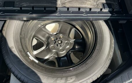 Toyota RAV4, 2015 год, 1 880 000 рублей, 12 фотография