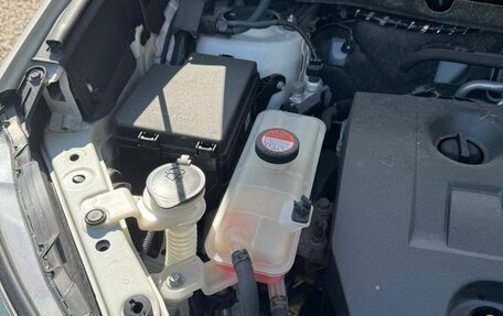 Toyota RAV4, 2015 год, 1 880 000 рублей, 14 фотография