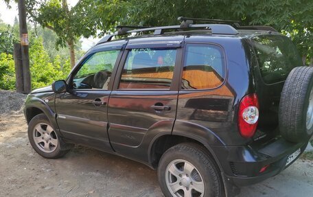 Chevrolet Niva I рестайлинг, 2012 год, 630 000 рублей, 10 фотография