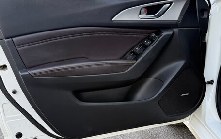 Mazda 3, 2018 год, 1 550 000 рублей, 6 фотография