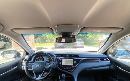 Toyota Camry, 2020 год, 3 000 000 рублей, 7 фотография