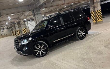 Toyota Land Cruiser 200, 2016 год, 6 500 000 рублей, 2 фотография