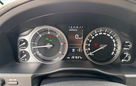 Toyota Land Cruiser 200, 2016 год, 6 500 000 рублей, 17 фотография