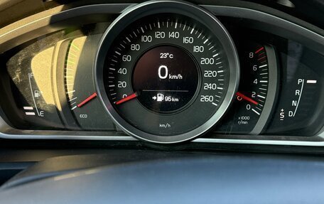 Volvo V40 II рестайлинг, 2013 год, 1 350 000 рублей, 12 фотография