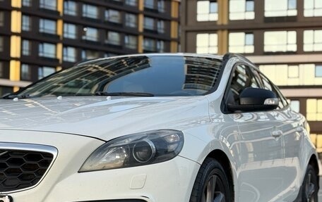 Volvo V40 II рестайлинг, 2013 год, 1 350 000 рублей, 2 фотография