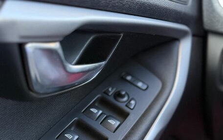 Volvo V40 II рестайлинг, 2013 год, 1 350 000 рублей, 16 фотография