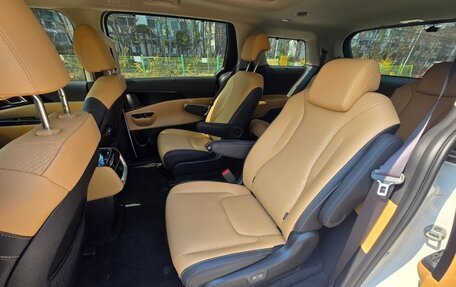 KIA Carnival, 2021 год, 3 240 000 рублей, 12 фотография