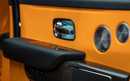 Rolls-Royce Cullinan, 2022 год, 44 900 000 рублей, 33 фотография