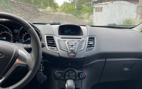 Ford Fiesta, 2018 год, 970 000 рублей, 3 фотография