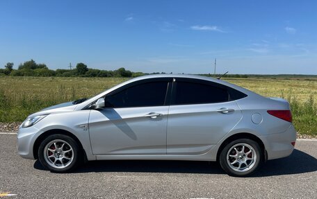 Hyundai Solaris II рестайлинг, 2012 год, 1 050 000 рублей, 3 фотография