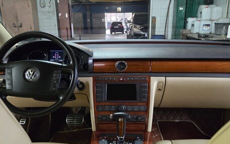 Volkswagen Phaeton I рестайлинг, 2006 год, 7 000 000 рублей, 12 фотография