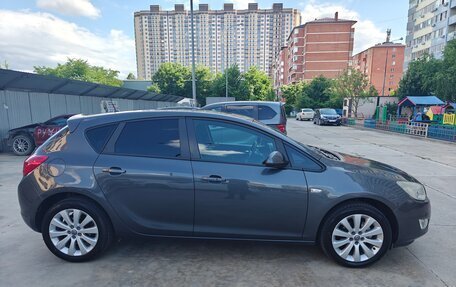 Opel Astra J, 2011 год, 850 000 рублей, 9 фотография