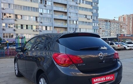 Opel Astra J, 2011 год, 850 000 рублей, 5 фотография