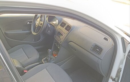 Volkswagen Polo VI (EU Market), 2014 год, 715 000 рублей, 12 фотография