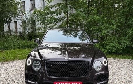 Bentley Bentayga I, 2016 год, 9 500 000 рублей, 2 фотография
