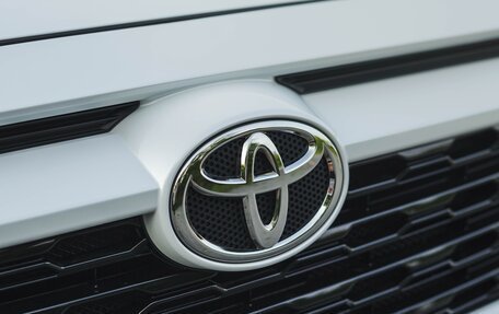 Toyota RAV4, 2021 год, 3 470 000 рублей, 4 фотография