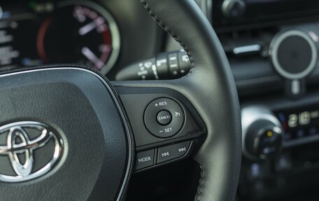 Toyota RAV4, 2021 год, 3 470 000 рублей, 27 фотография