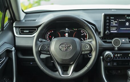 Toyota RAV4, 2021 год, 3 470 000 рублей, 30 фотография