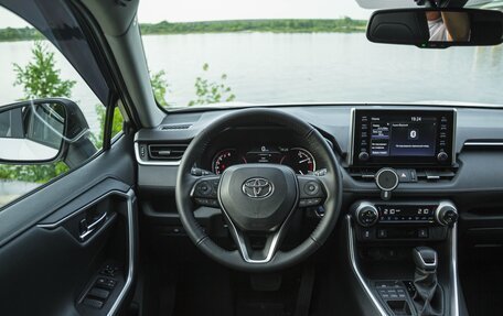Toyota RAV4, 2021 год, 3 470 000 рублей, 33 фотография