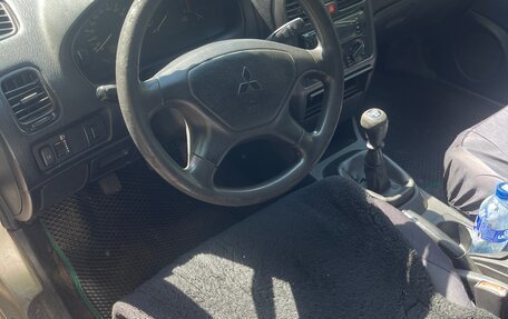Mitsubishi Carisma I, 2003 год, 133 000 рублей, 15 фотография