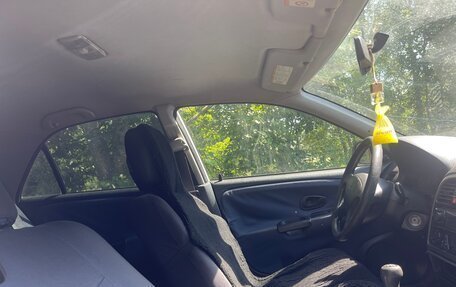 Mitsubishi Carisma I, 2003 год, 133 000 рублей, 11 фотография