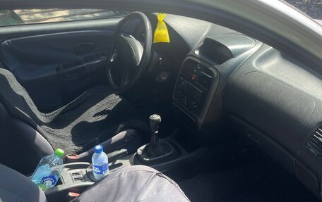 Mitsubishi Carisma I, 2003 год, 133 000 рублей, 10 фотография