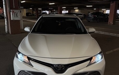 Toyota Camry, 2017 год, 2 350 000 рублей, 1 фотография