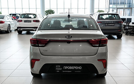 KIA Rio IV, 2018 год, 1 350 000 рублей, 7 фотография