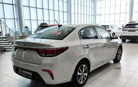 KIA Rio IV, 2018 год, 1 350 000 рублей, 6 фотография