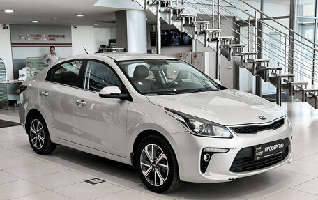 KIA Rio IV, 2018 год, 1 350 000 рублей, 3 фотография