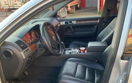 Volkswagen Touareg III, 2008 год, 1 050 000 рублей, 9 фотография