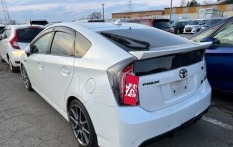 Toyota Prius, 2014 год, 1 650 000 рублей, 4 фотография