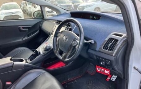Toyota Prius, 2014 год, 1 650 000 рублей, 16 фотография