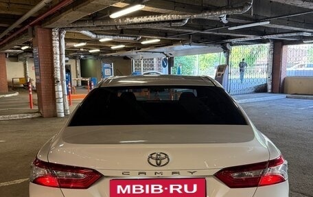 Toyota Camry, 2017 год, 2 350 000 рублей, 13 фотография