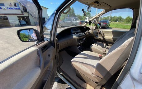 Toyota Estima III рестайлинг -2, 1995 год, 620 000 рублей, 10 фотография