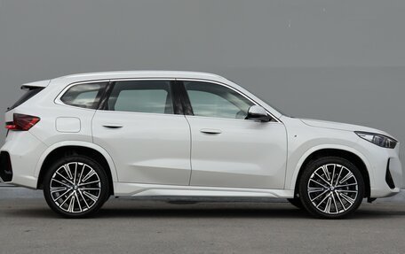 BMW X1, 2025 год, 5 600 000 рублей, 4 фотография
