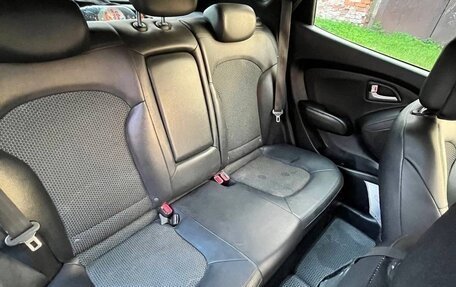 Hyundai ix35 I рестайлинг, 2011 год, 1 000 000 рублей, 7 фотография