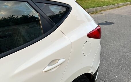Hyundai ix35 I рестайлинг, 2011 год, 1 000 000 рублей, 13 фотография