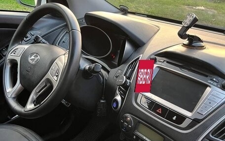 Hyundai ix35 I рестайлинг, 2011 год, 1 000 000 рублей, 8 фотография