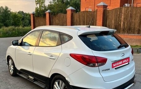 Hyundai ix35 I рестайлинг, 2011 год, 1 000 000 рублей, 21 фотография