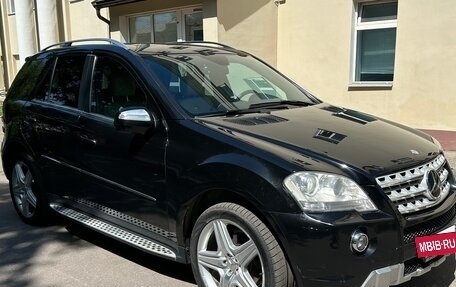 Mercedes-Benz M-Класс, 2009 год, 1 990 000 рублей, 3 фотография