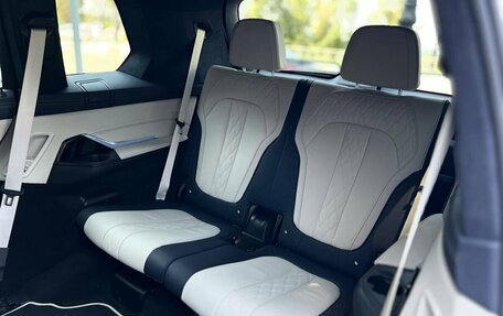 BMW X7, 2022 год, 7 800 000 рублей, 10 фотография
