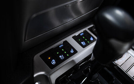Toyota Land Cruiser 200, 2015 год, 4 850 000 рублей, 18 фотография