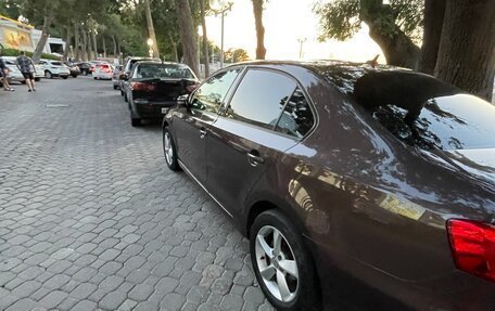 Volkswagen Jetta VI, 2014 год, 1 320 000 рублей, 4 фотография