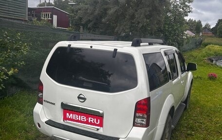 Nissan Pathfinder, 2011 год, 1 450 000 рублей, 2 фотография