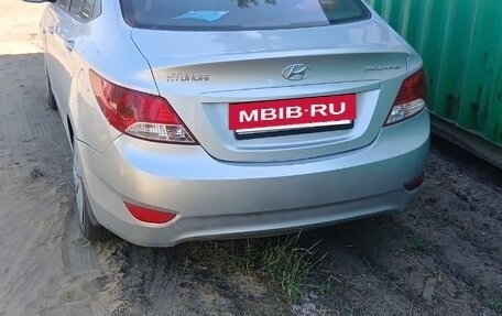 Hyundai Solaris II рестайлинг, 2013 год, 650 000 рублей, 4 фотография