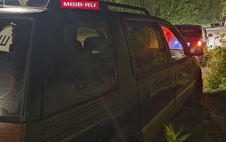 Mitsubishi Space Wagon III, 1997 год, 185 000 рублей, 4 фотография